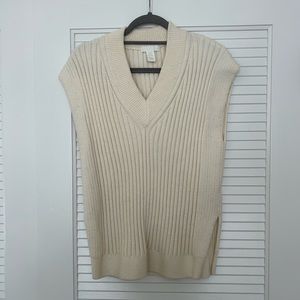 H&M Cream Oversizes Sweater Vest